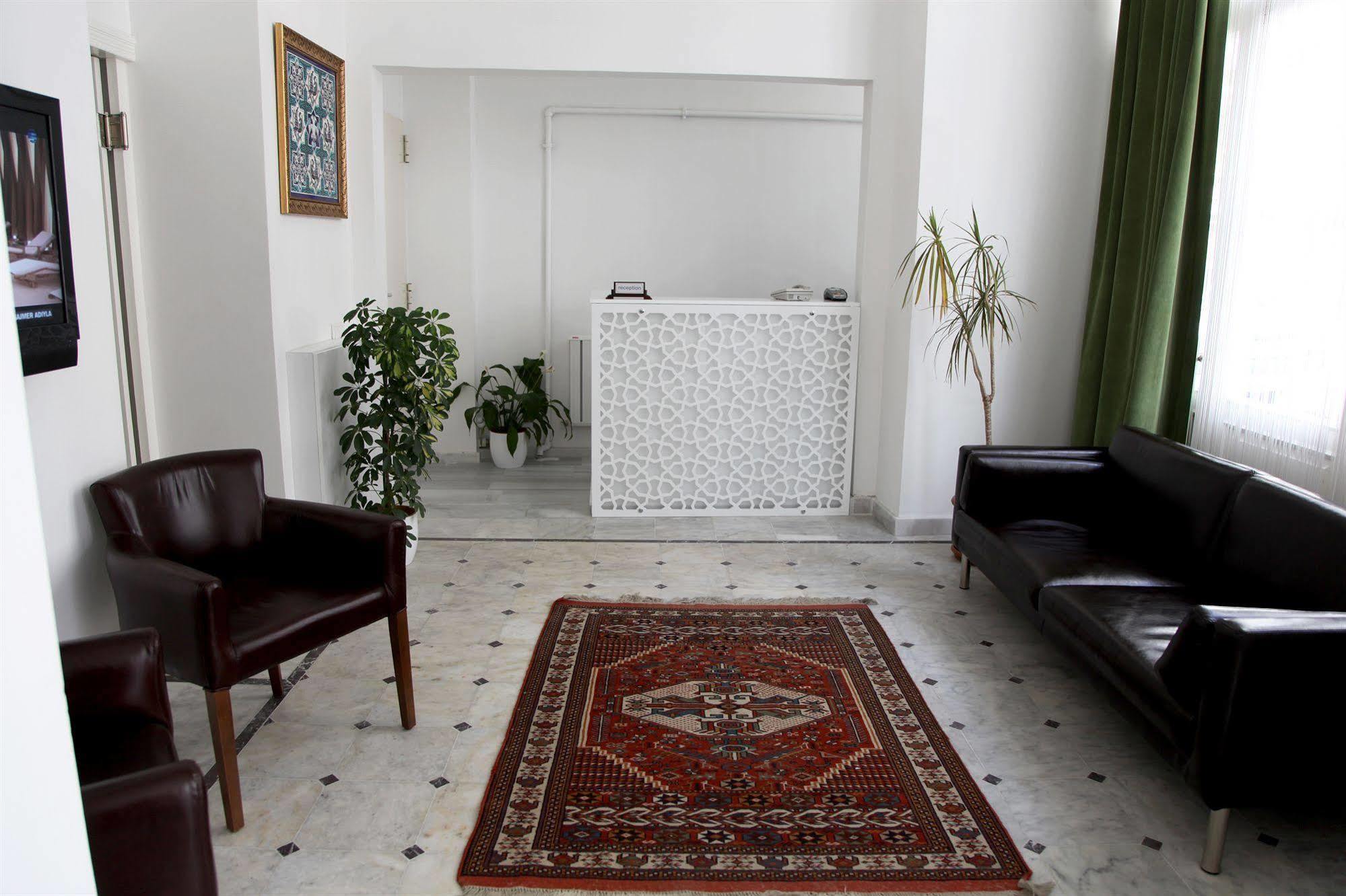 Pi Art Butik Otel Истанбул Екстериор снимка